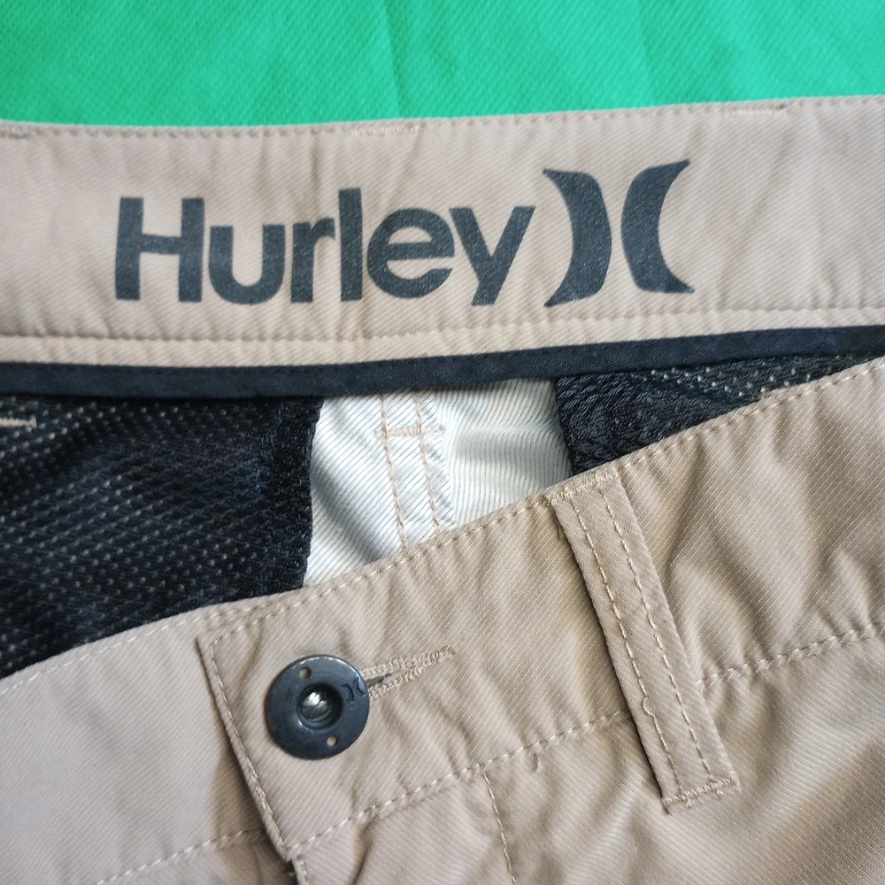 Men's Tan Cargo Shorts - Picture 7 of 8